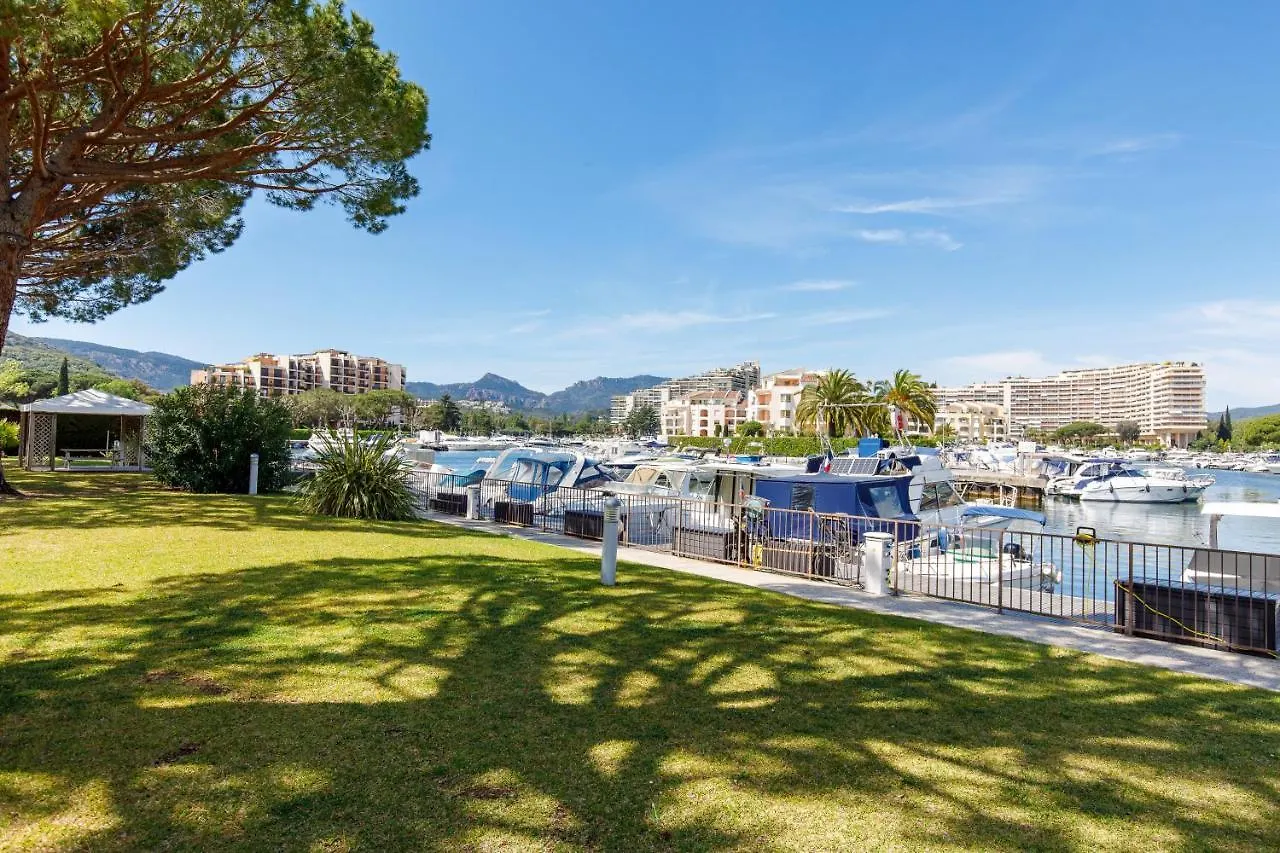 Luxury 3 Piece Garden Apartment In Cannes Marina Mandelieu-la-Napoule 0*,  France
