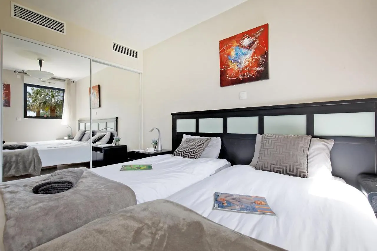 Luxury 3 Piece Garden Apartment In Cannes Marina Mandelieu-la-Napoule