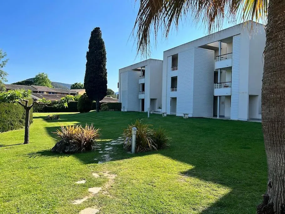 Luxury 3 Piece Garden Apartment In Cannes Marina Mandelieu-la-Napoule